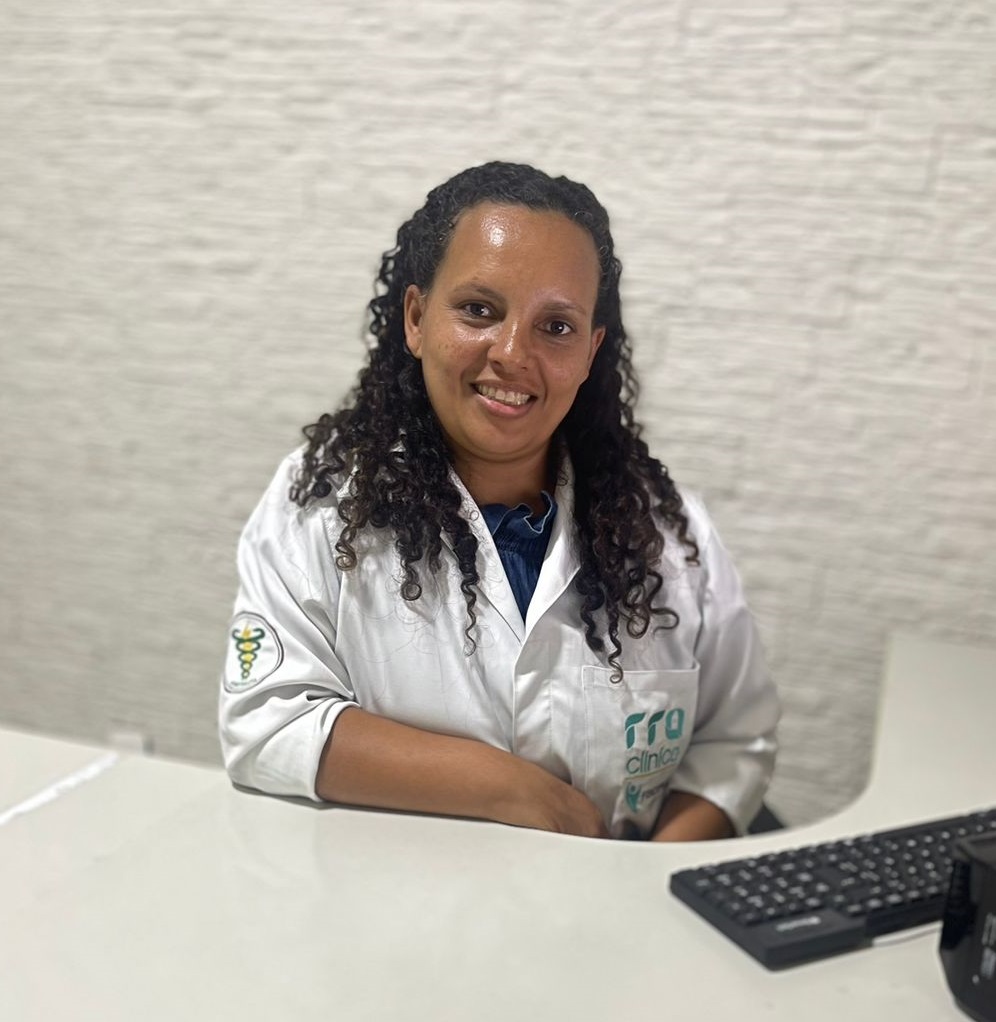 Dra. Priscila Farias